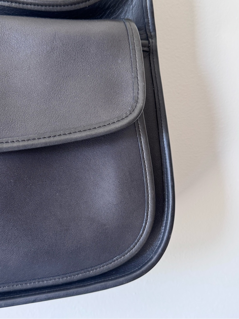 Vintage Coach Taft Navy Blue - Picture 5 of 9